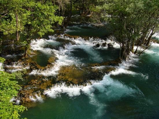 Auto Kamp Lav Hotel Kulen Vakuf Kültér fotó